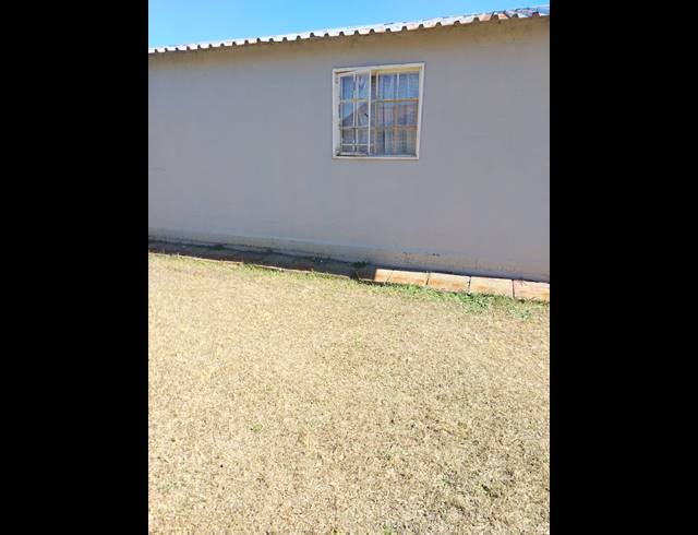2 BEDROOM HOUSE FOR SALE IN FERNWOOD